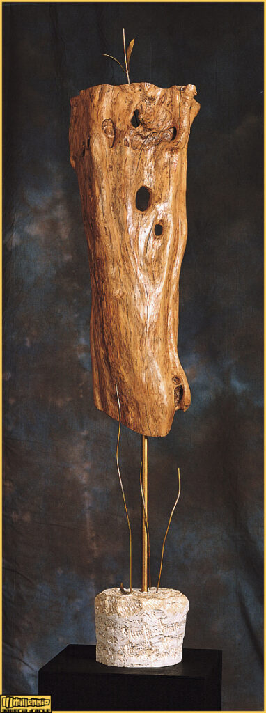loris angeli, l'urlo della natura, legno d'olivo ottone e pietra, cm 35x25x168, primo concorso internazionale arte contemporanea galleria d'arte terzo millennio venezia, curatore nicola eremita
